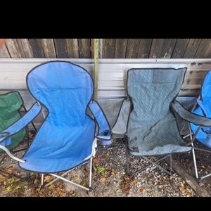 Folding Outdoor Chairs - Blue and Gray